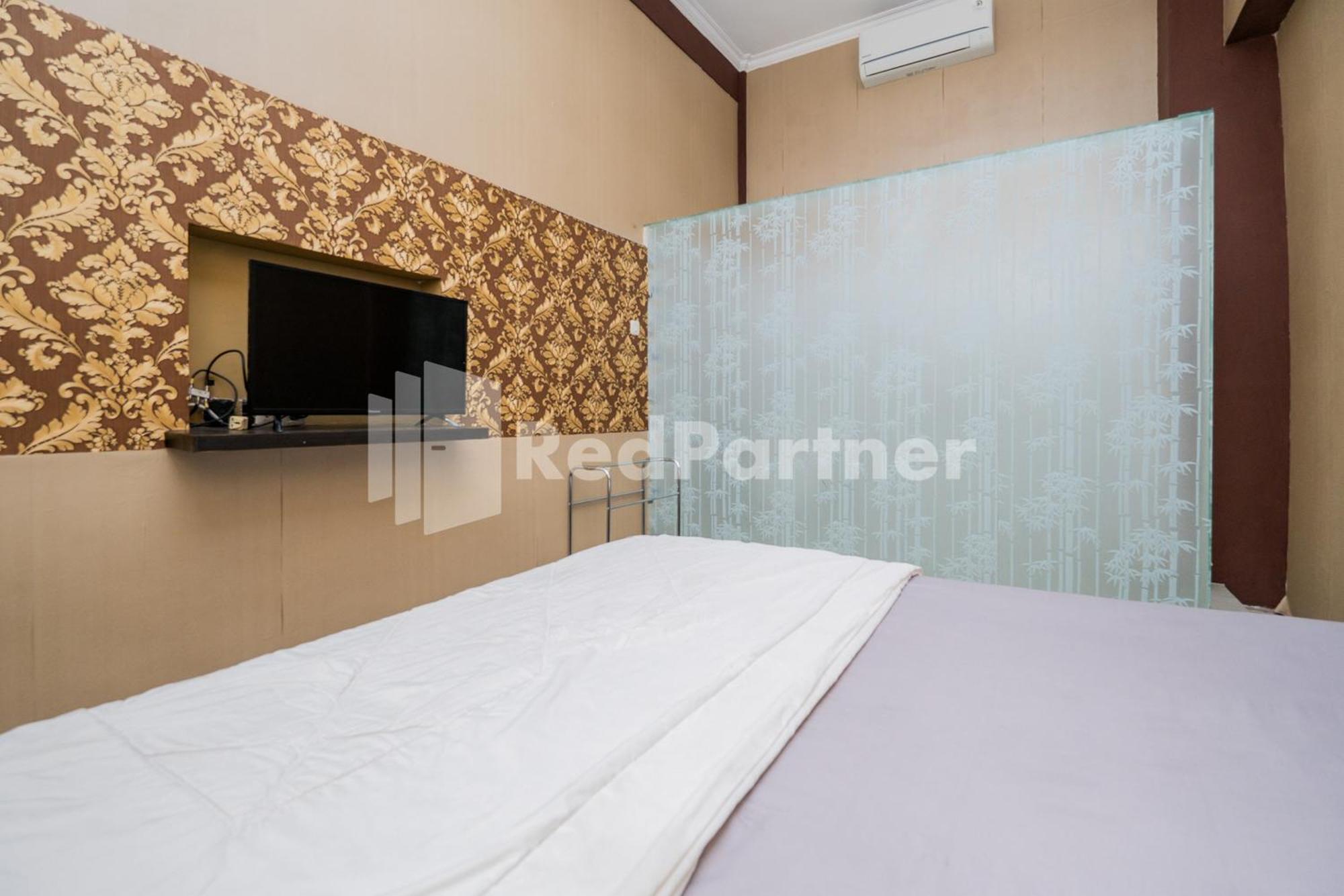 Omah Kalimosodo Mitra Reddoorz Near Stasiun Malang Kota Baru Hotel Exterior foto