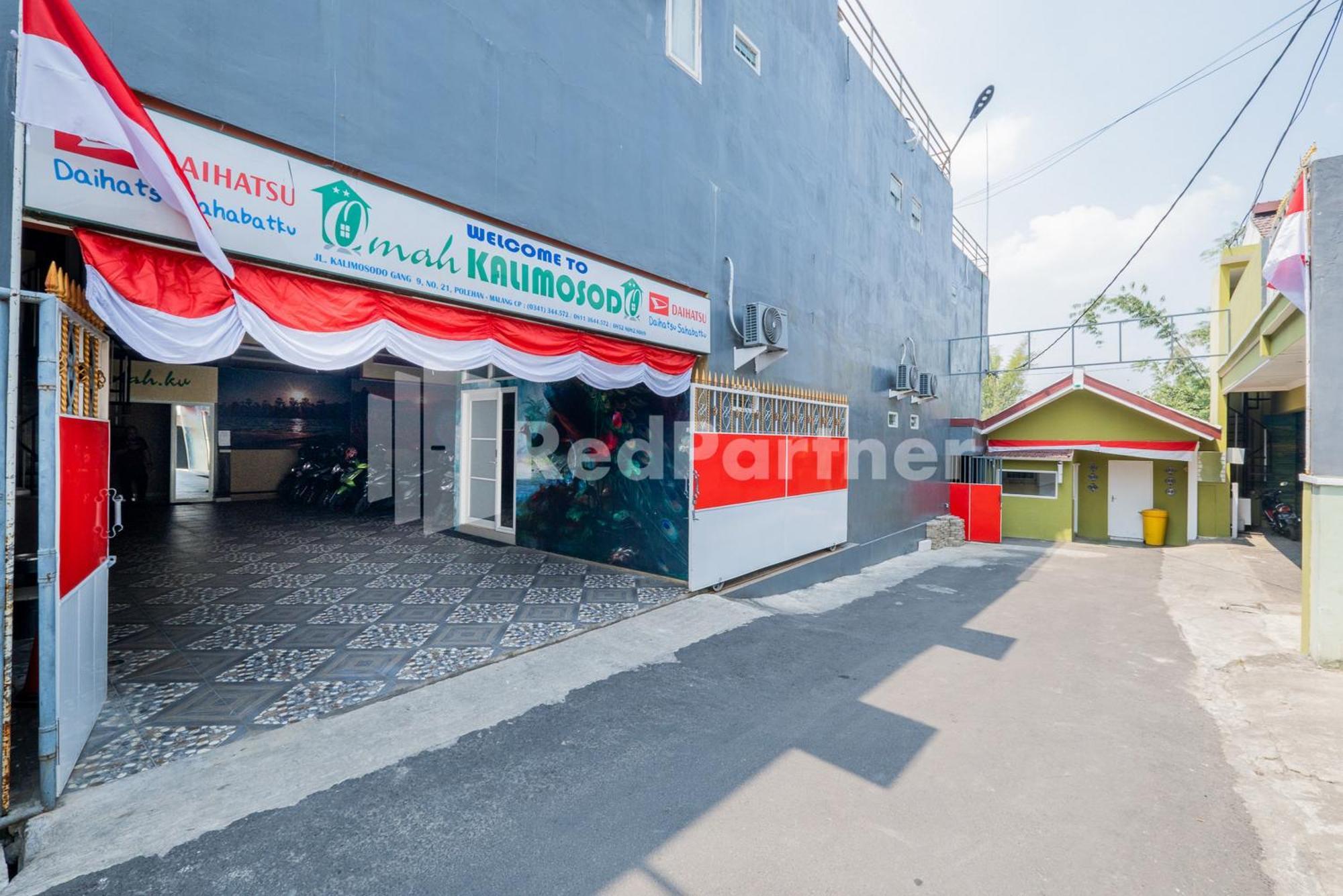 Omah Kalimosodo Mitra Reddoorz Near Stasiun Malang Kota Baru Hotel Exterior foto